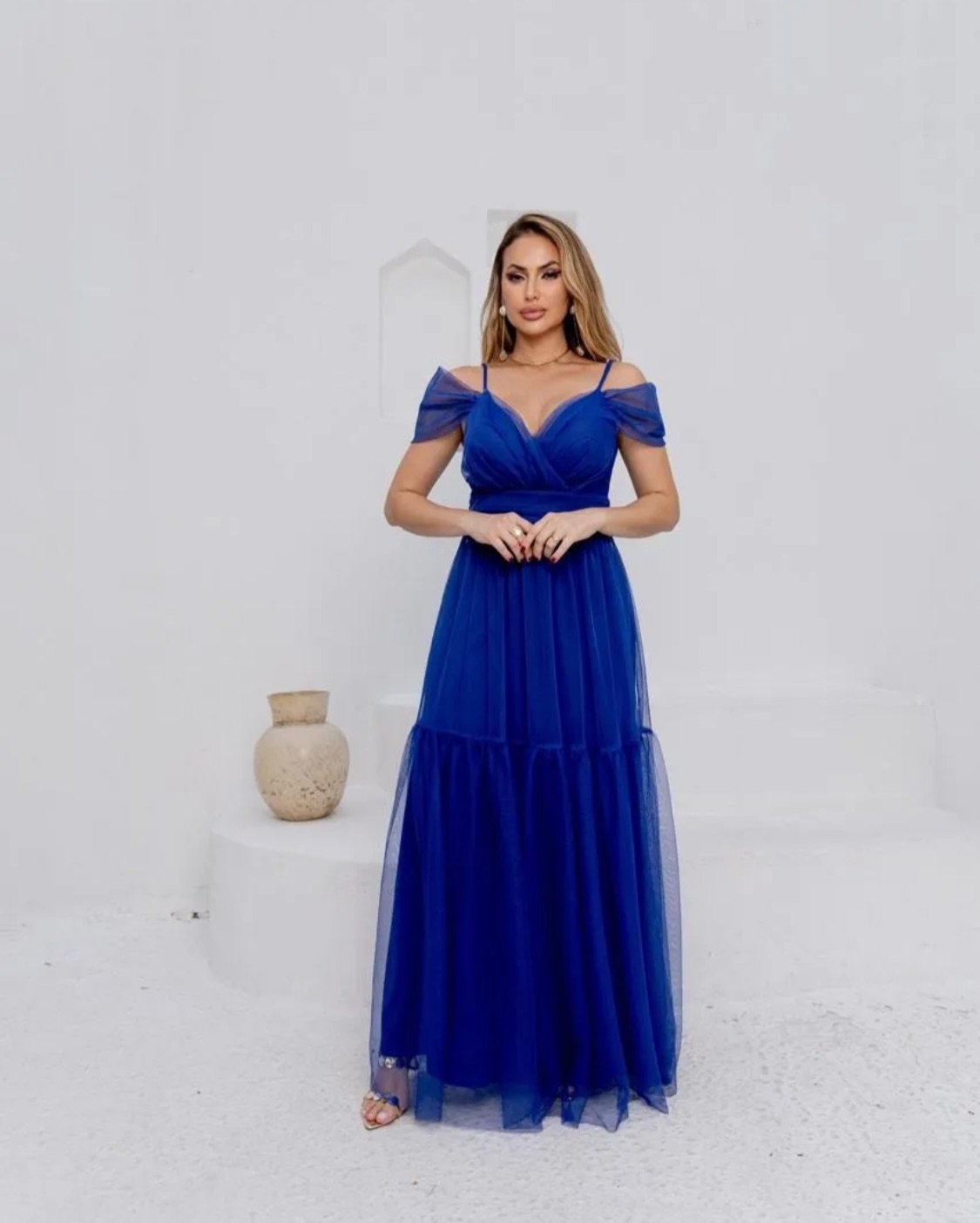 Brilho e Elegância em Azul Royal
