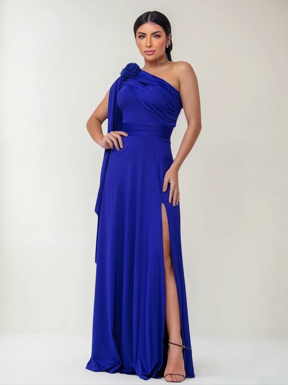 Vestido Azul Royal Sofisticado