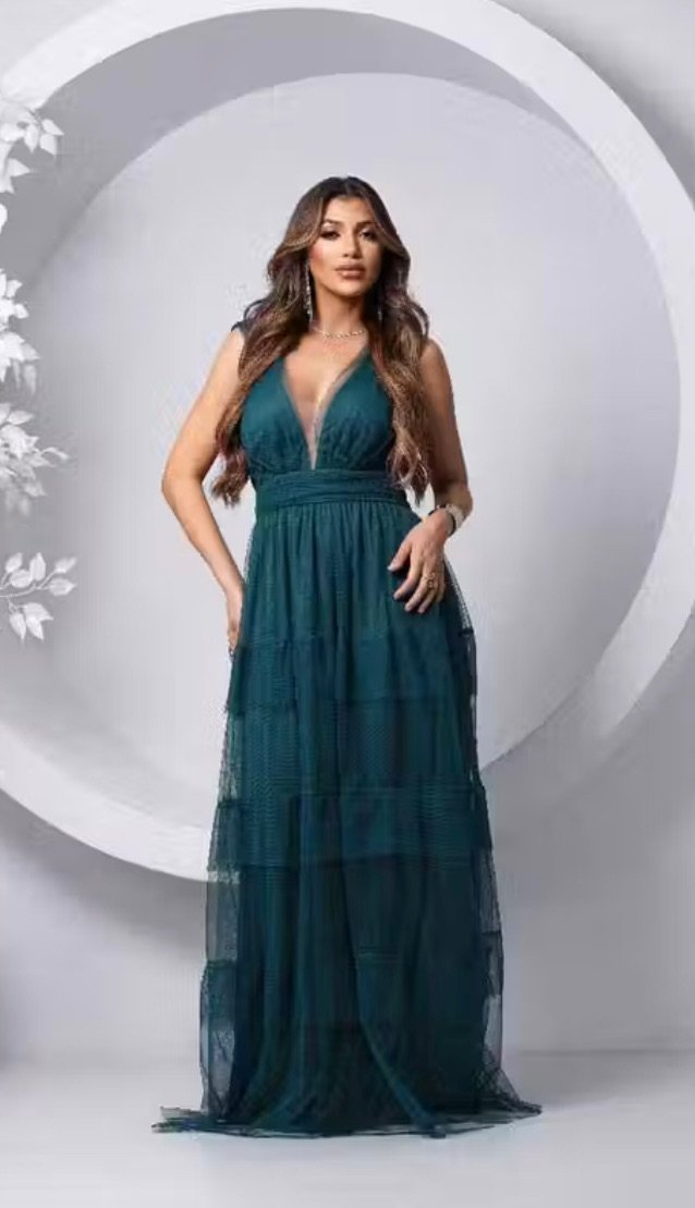 Vestido Petróleo Sofisticado