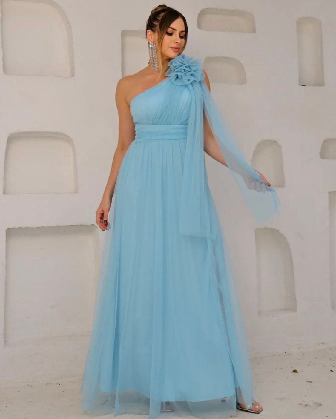 Elegância Azul de Ombro Só