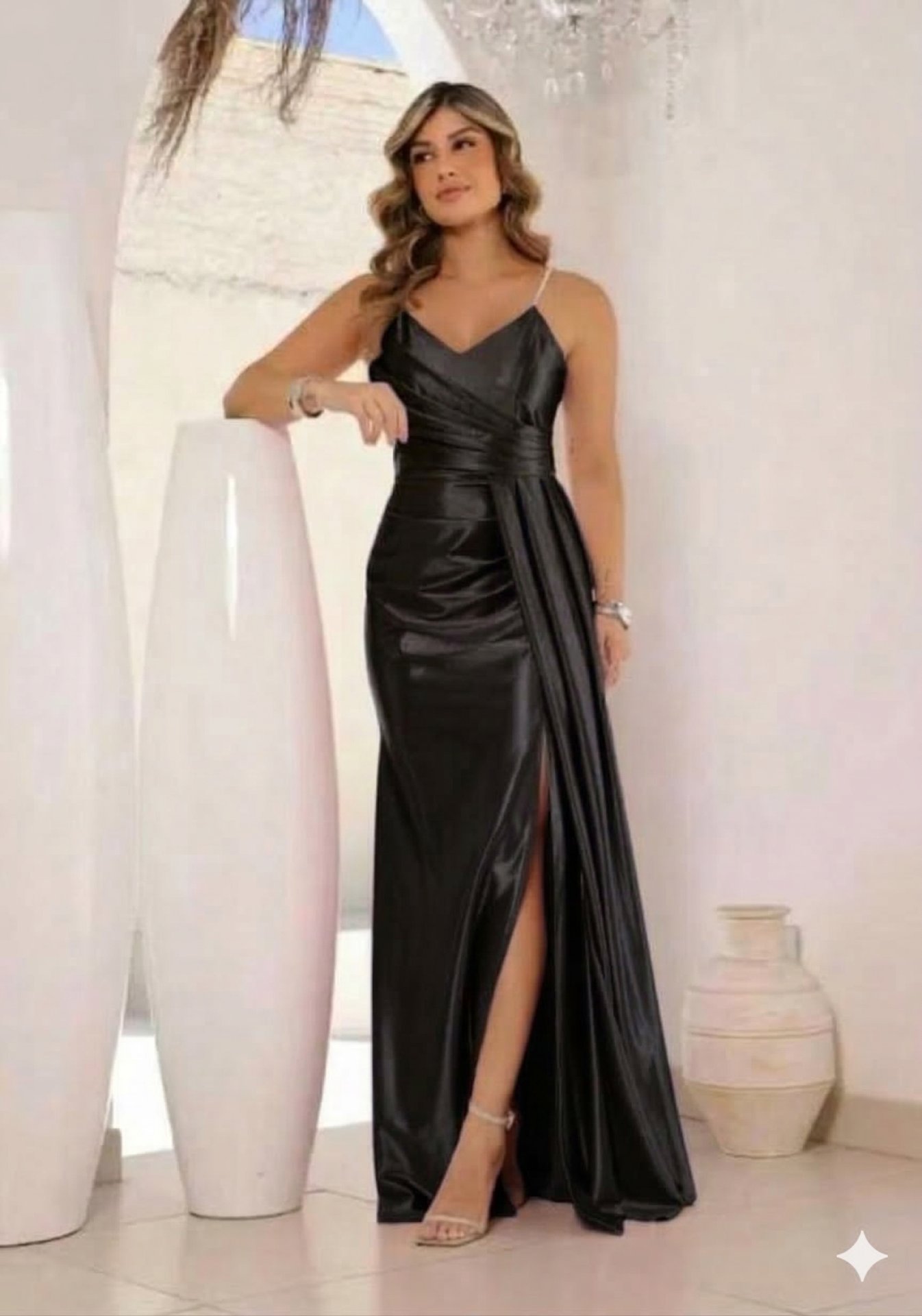 Vestido Preto Elegância Absoluta